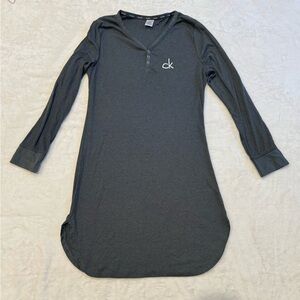 Calvin Klein Sz Small long sleeve gray night shirt. Tags removed but never worn.
